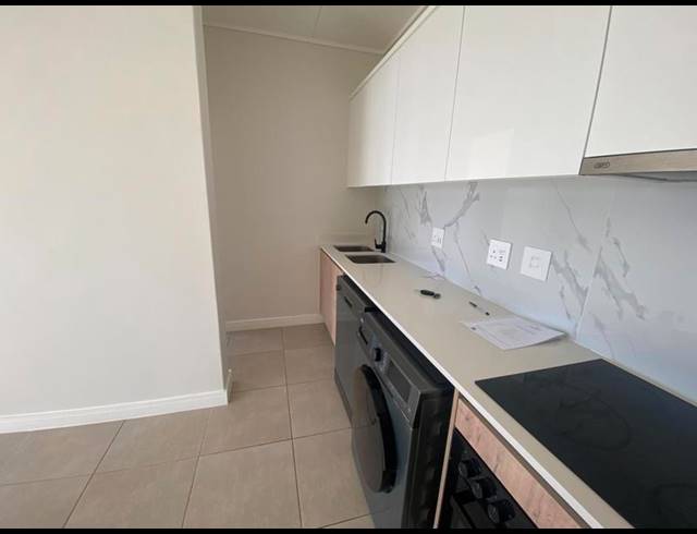 1 BEDROOM PROPERTY TO RENT IN RICHWOOD